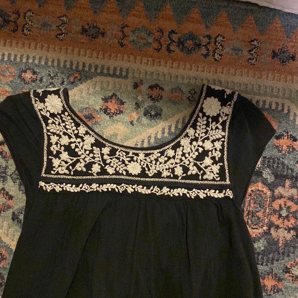 Dark navy peasant dress, sits above knee, size medium